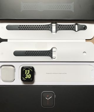 Apple Watch S6 Nike GPS+LTE 44mm Batteria 100%