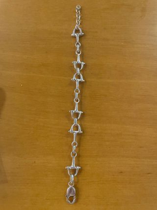 Pulsera de plata con eslabones de herradura