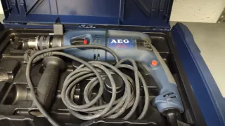 Taladro AEG SB2-750 Súper Torque