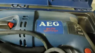 Taladro AEG SB2-750 Súper Torque