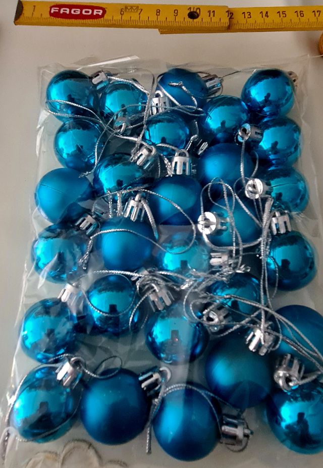 28 Bolas Navidad Azules Pequeñas