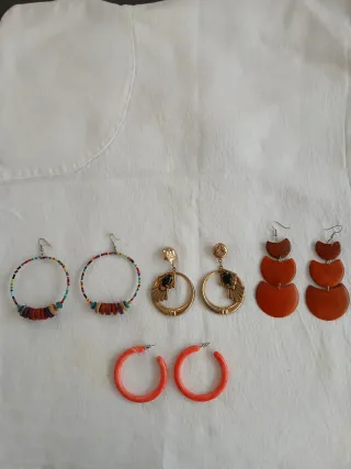 Lote de pendientes variados