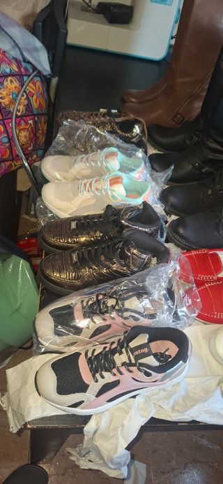 Vendo estos zapatos talla 36 a partir de 5 euros