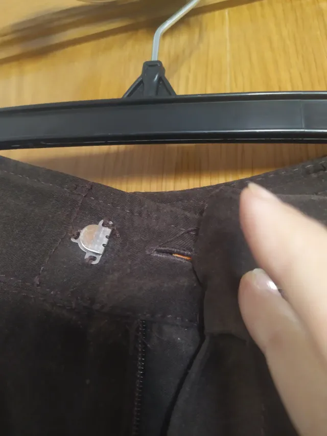 Pantalón marrón mujer