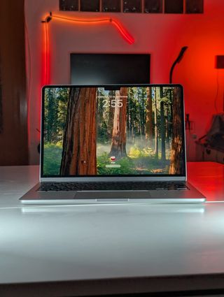 MacBook Air M2 8GB 2022 + Funda