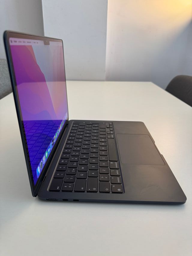 MacBook Air 13 M2 8GB 256GB Azul Medianoche