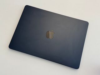 MacBook Air 13 M2 8GB 256GB Azul Medianoche