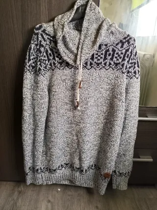 Jersey de punto con cuello alto