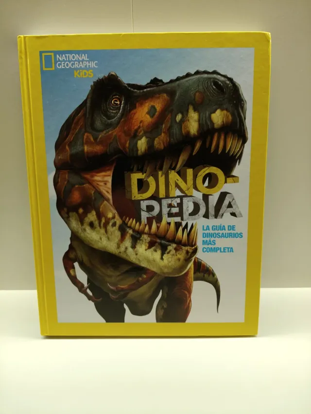 Dinopedia. La guía de dinosaurios más completa:...