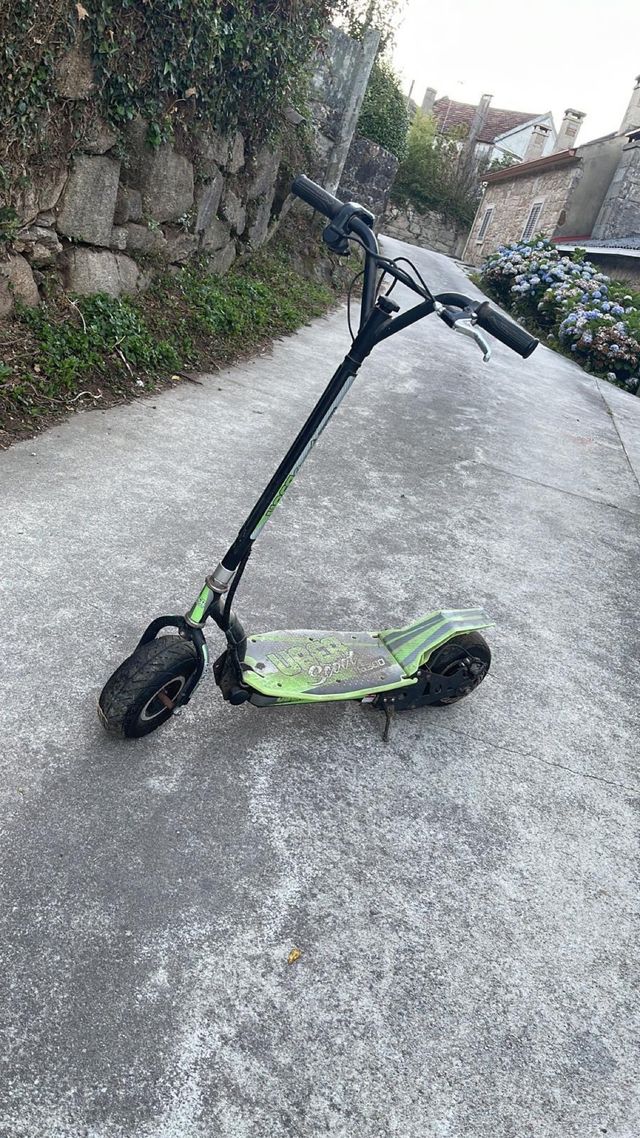 Patín Eléctrico Verde