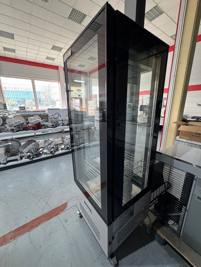 Vitrina Pastelera Refrigerada