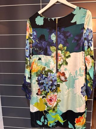 Vestido estampado floral multicolor