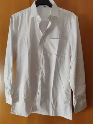 Camisa elegante hombre blanca.