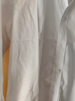 Camisa elegante hombre blanca.