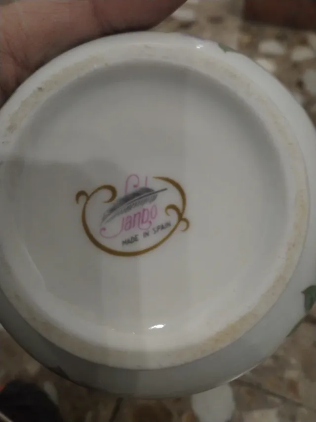 Antichi portagioie in porcellana Sanbo