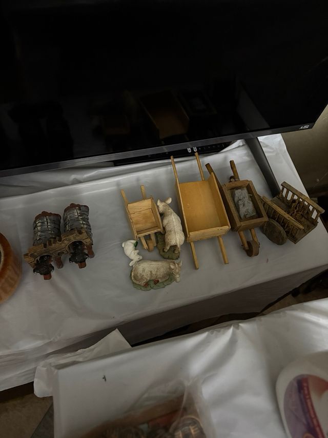 Belén completo: Figuras, casas y animales