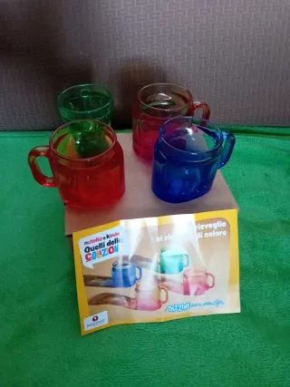 Set 4 Tazzine Kinder