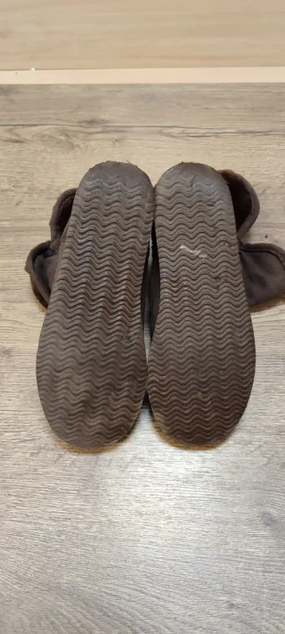 Botines piel vuelta marrones