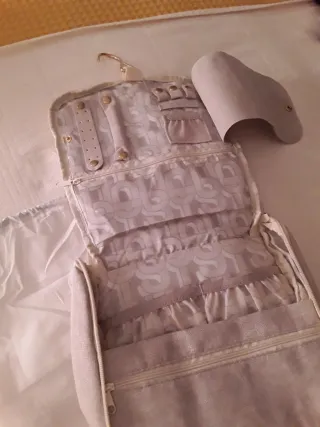 Neceser joyero Tous.