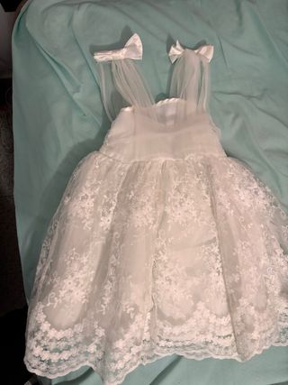 Vestido blanco niña encaje y tul