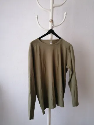 Camisa manga larga verde oliva talla Xl marca smog