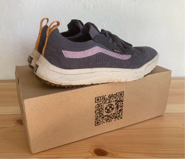 Zapatillas Vans Ultrarange Gris y Rosa