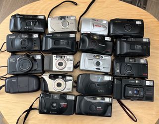 Lotto 18 Fotocamere Analogiche (Da Leggere) (Da Riparare)