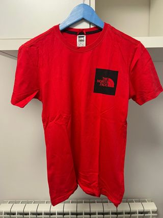 Camiseta The North Face Roja