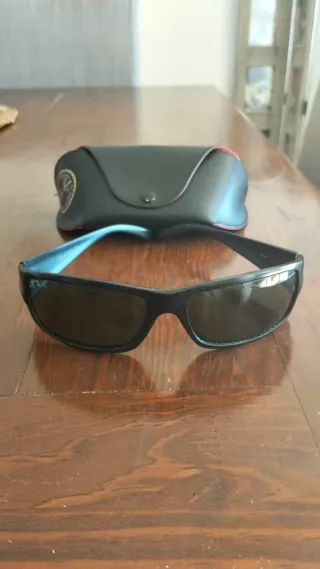 Gafas de sol Ray-Ban negras