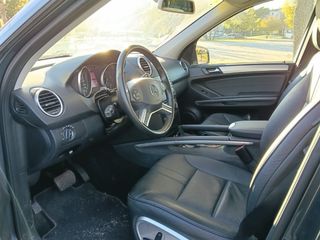 Mercedes-Benz 350 ML 2012