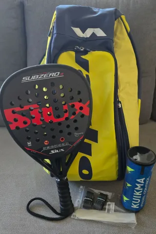 Pala de pádel Siux Subzero 3 y paletero