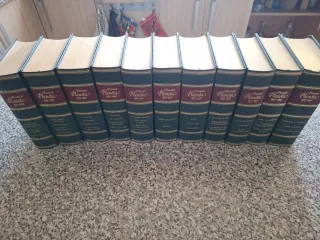 11 tomos. 1 euro cads un tomo.