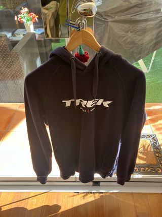 Sudadera Trek azul marino con Capucha