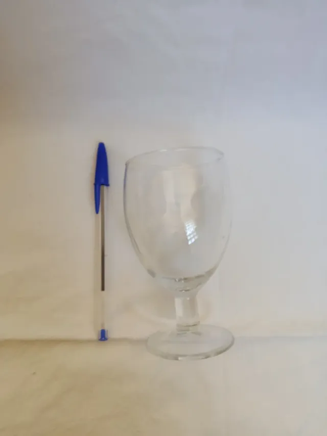 Copa de cristal transparente