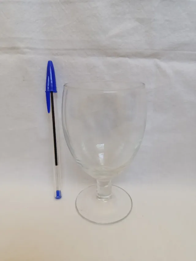 Copa de cristal transparente