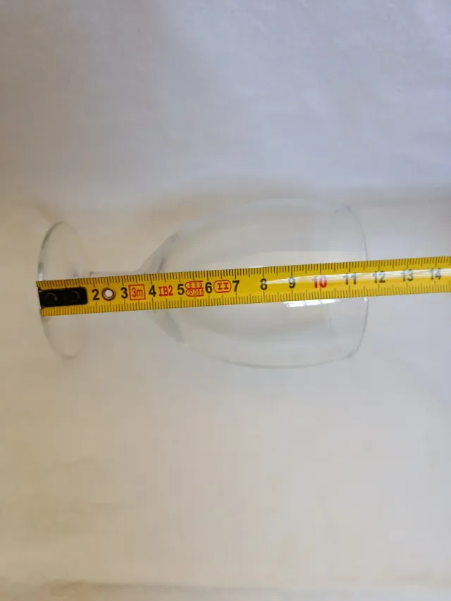 Copa de cristal transparente