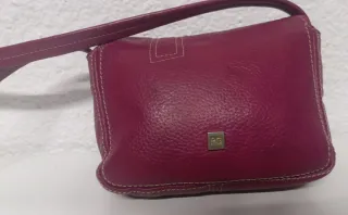 Bolso Purificación García cuero morado
