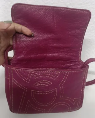 Bolso Purificación García cuero morado