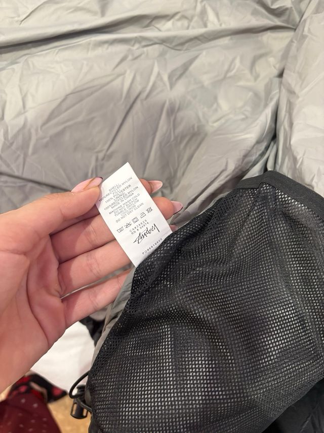 Chaqueta Stüssy acolchada. Talla L