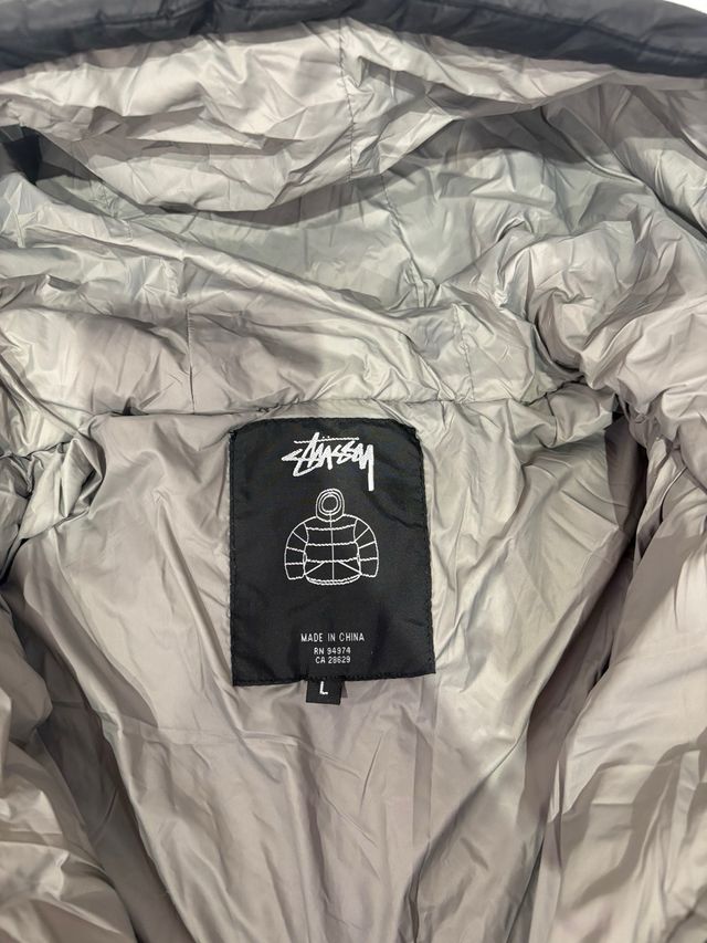Chaqueta Stüssy acolchada. Talla L