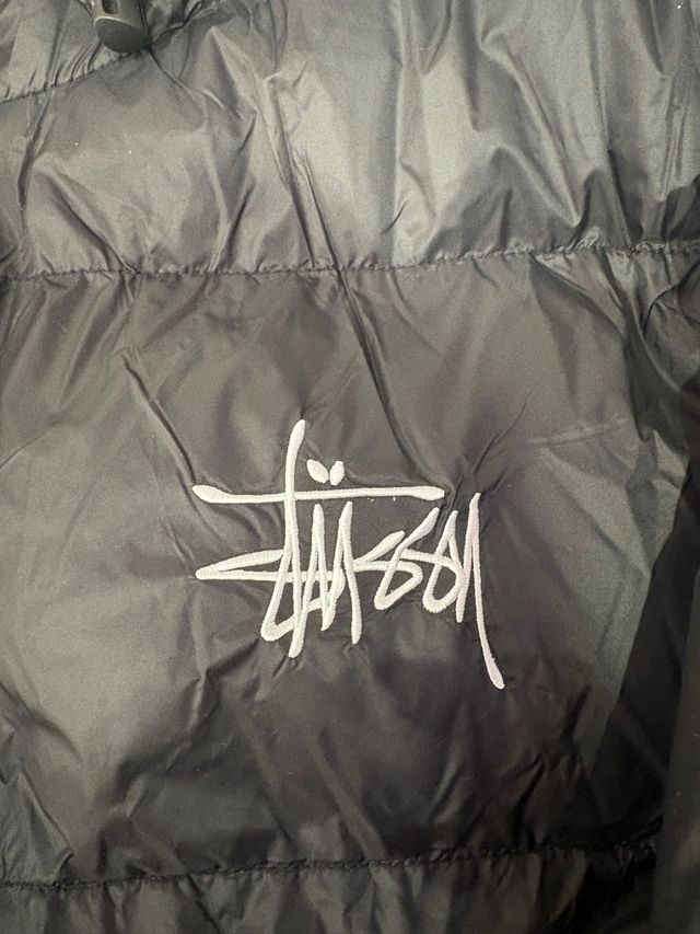Chaqueta Stüssy acolchada. Talla L