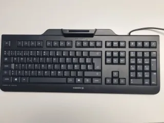 Teclado Cherry KC 1000 SC con lector de tarjetas
