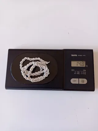 Cadena trenzada estilo cordón