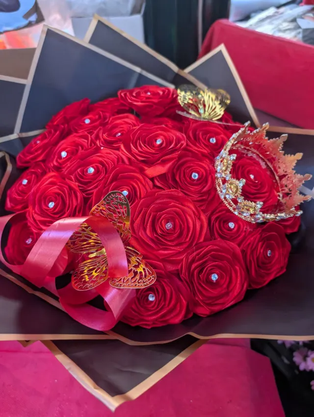 Ramos de novias, cumpleaños, fiestas.