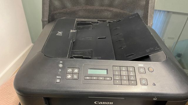 Impressora Canon MX475 Preta com Tinta de Presente