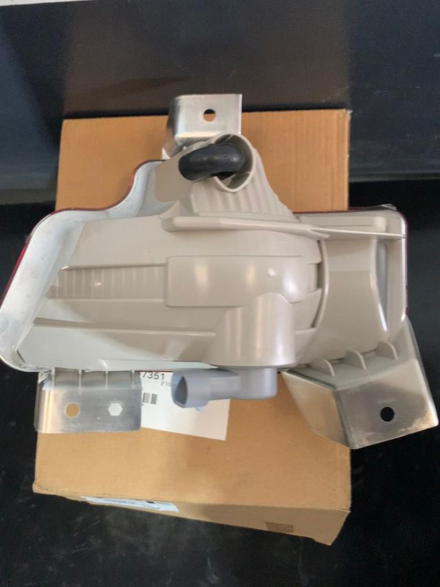 PILOTO TRASERO IZQUIERDO OPEL ZAFIRA