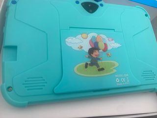 Tablet infantil azul y verde