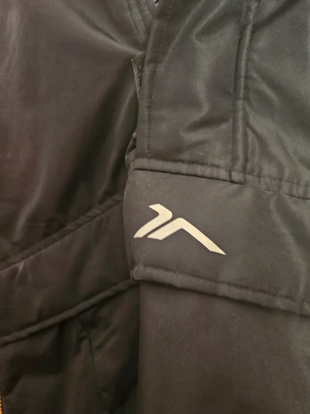 Chaqueta Tenth Negra Talla M