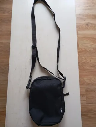 Bandolera Nike Negra