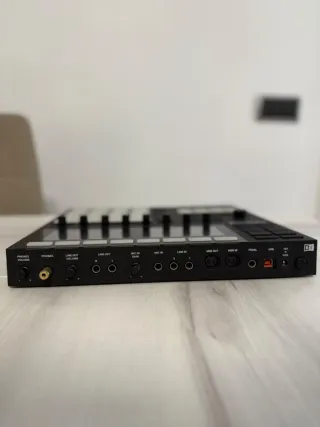 Native Instruments Maschine MK3